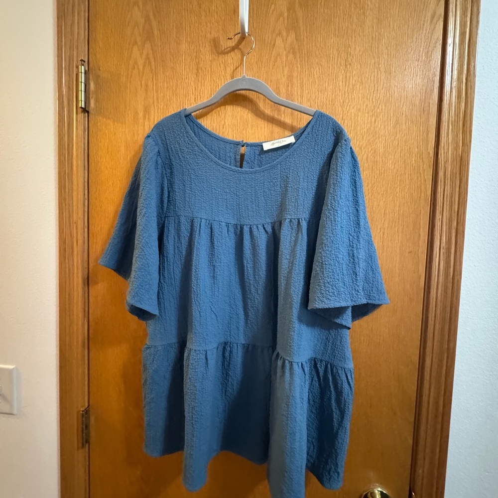 Blue Women's blouse size C 3x A beautiful soul (Arula)